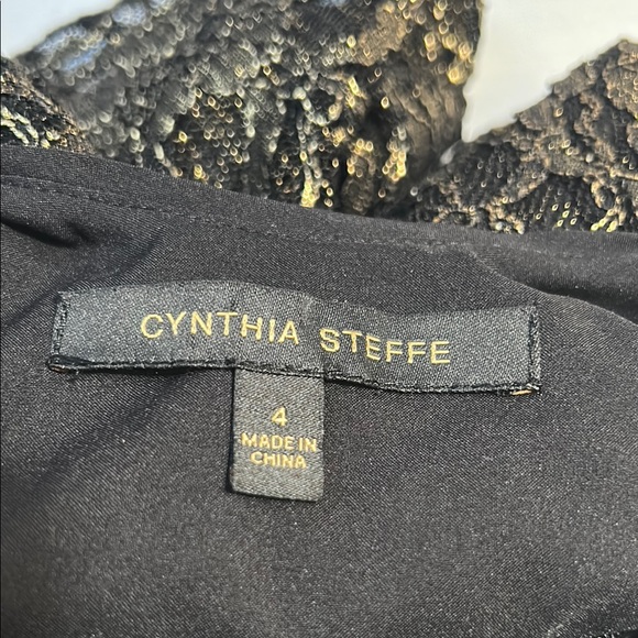cynthia steffe Elegant black and Gold Lace Dress - Picture 3 of 10